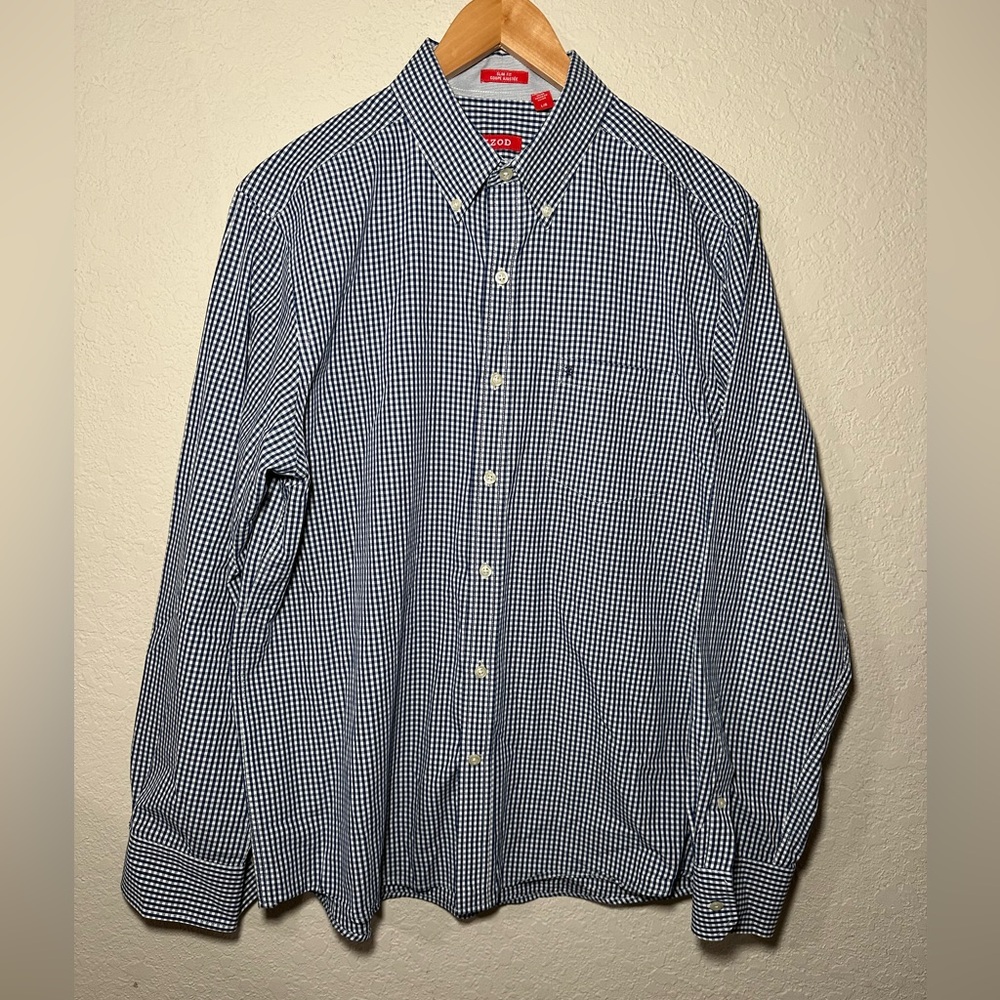 IZOD slim fit men’s dress shirt